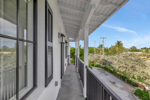 Casa en venta en Delray Beach, Florida, 4 dormitorios, 696.12 m2 № 52426 - foto 28