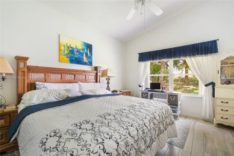 Купить виллу или дом в Порт-Сент-Луси, Флорида 3 спальни, 141.77м2, № 517811 - фото 29