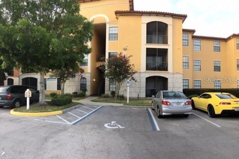 Купить кондоминиум в Орландо, Флорида 4 комнаты, 127.18м2, № 1190610 - фото 1