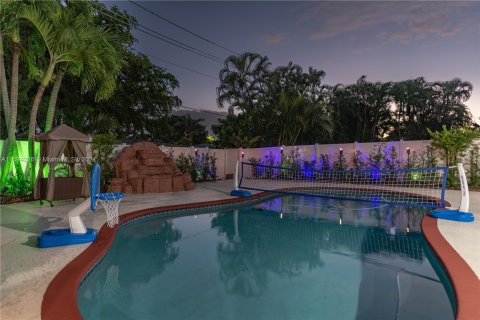 Casa en venta en Dania Beach, Florida, 3 dormitorios, 123.19 m2 № 1186119 - foto 30