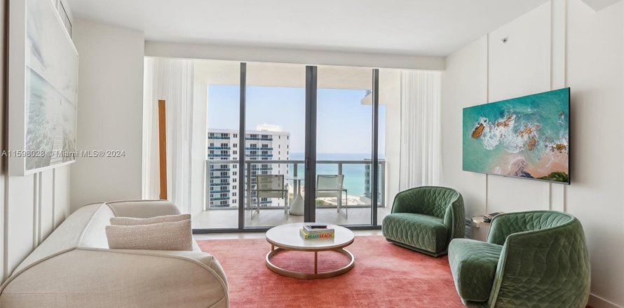 Condominio en Miami Beach, Florida, 2 dormitorios  № 1206567