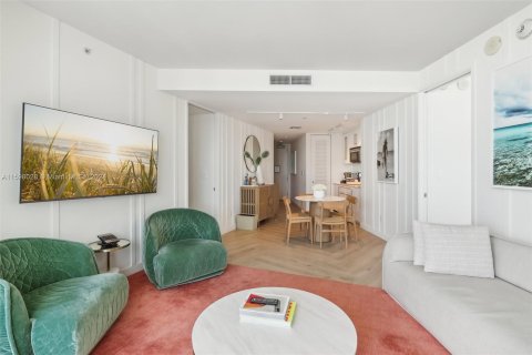 Copropriété à vendre à Miami Beach, Floride: 2 chambres, 119.57 m2 № 1206567 - photo 19