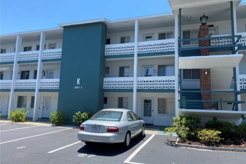 Condo in Bradenton, Florida, 1 bedroom  № 1369637 - photo 20