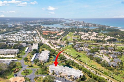 Condo in Jupiter, Florida, 2 bedrooms  № 1187041 - photo 6