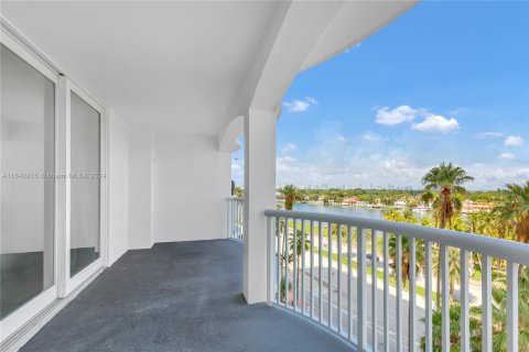 Condominio en venta en Miami Beach, Florida, 52.95 m2 № 1321610 - foto 18