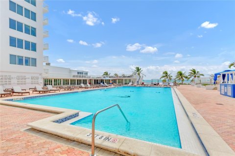 Copropriété à vendre à Miami Beach, Floride: 52.95 m2 № 1321610 - photo 24