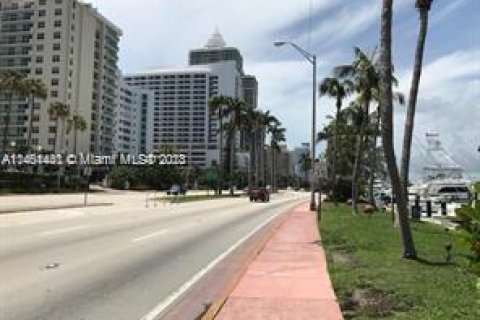 Terreno en venta en Miami Beach, Florida № 548078 - foto 3