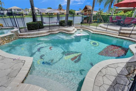 Casa en venta en Miramar, Florida, 4 dormitorios, 281.4 m2 № 1345825 - foto 15