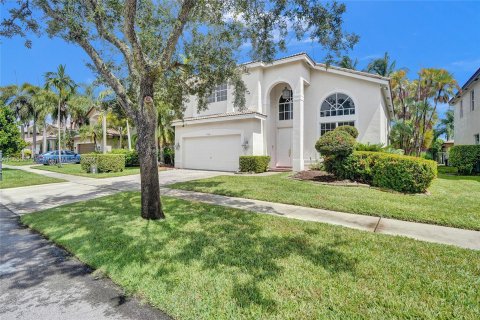 Villa ou maison à vendre à Miramar, Floride: 4 chambres, 281.4 m2 № 1345825 - photo 2