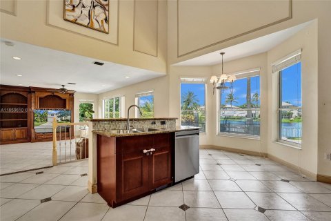 Villa ou maison à vendre à Miramar, Floride: 4 chambres, 281.4 m2 № 1345825 - photo 21