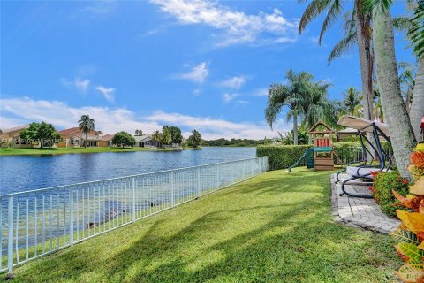 Villa ou maison à vendre à Miramar, Floride: 4 chambres, 281.4 m2 № 1345825 - photo 19