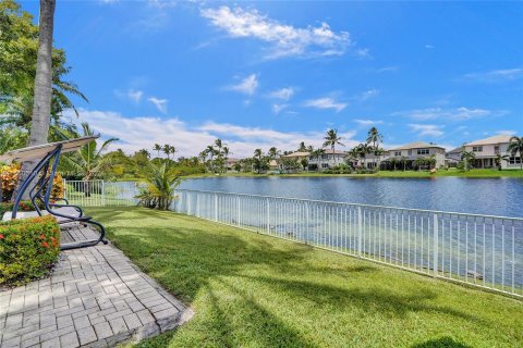 Villa ou maison à vendre à Miramar, Floride: 4 chambres, 281.4 m2 № 1345825 - photo 18