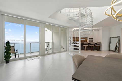 Condo in Sunny Isles Beach, Florida, 3 bedrooms  № 1345826 - photo 3