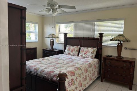 Copropriété à vendre à Hallandale Beach, Floride: 2 chambres, 92.9 m2 № 1289160 - photo 21