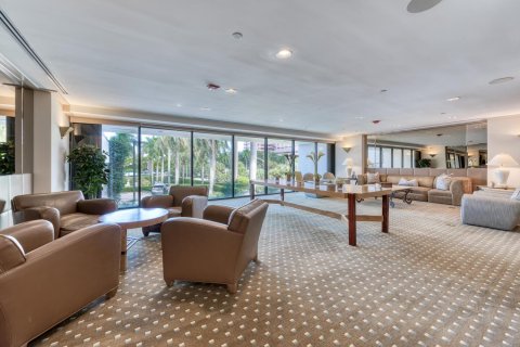 Condominio en venta en West Palm Beach, Florida, 3 dormitorios, 373.28 m2 № 701687 - foto 2