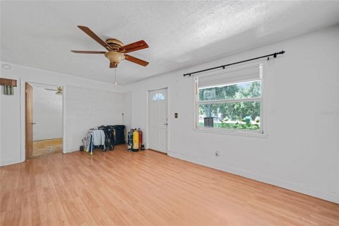 Villa ou maison à vendre à Punta Gorda, Floride: 4 chambres, 111.48 m2 № 1326761 - photo 5