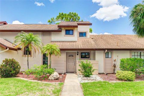 Townhouse in North Port, Florida 2 bedrooms, 121.42 sq.m. № 1279758 - photo 2