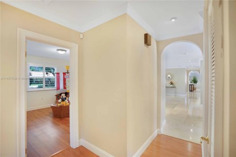 Casa en venta en Miami Lakes, Florida, 4 dormitorios, 266.44 m2 № 732529 - foto 28