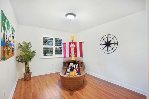Casa en venta en Miami Lakes, Florida, 4 dormitorios, 266.44 m2 № 732529 - foto 29