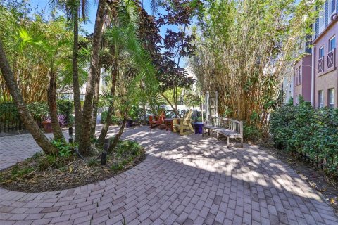 Condominio en venta en Tampa, Florida, 2 dormitorios, 114.36 m2 № 820125 - foto 4