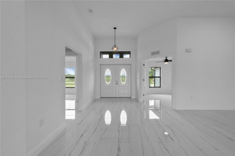 Villa ou maison à vendre à LaBelle, Floride: 4 chambres, 188.68 m2 № 724056 - photo 6