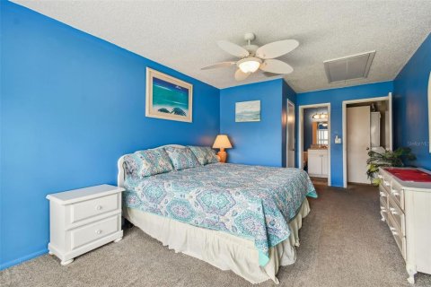 Condo in Lutz, Florida, 3 bedrooms  № 1289860 - photo 29