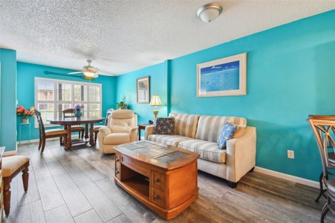 Condo in Lutz, Florida, 3 bedrooms  № 1289860 - photo 3