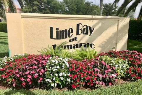 Condo in Tamarac, Florida, 2 bedrooms  № 1173153 - photo 8