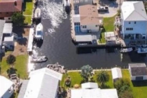 Casa en alquiler en Homosassa, Florida, 4 dormitorios, 163.51 m2 № 1370295 - foto 3