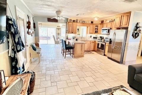 Casa en alquiler en Homosassa, Florida, 4 dormitorios, 163.51 m2 № 1370295 - foto 11