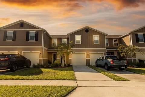 Touwnhouse à vendre à Davenport, Floride: 3 chambres, 134.34 m2 № 1392195 - photo 1