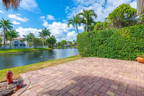 Villa ou maison à vendre à Coconut Creek, Floride: 3 chambres, 199.93 m2 № 1139464 - photo 6