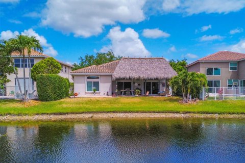Casa en venta en Coconut Creek, Florida, 3 dormitorios, 199.93 m2 № 1139464 - foto 3