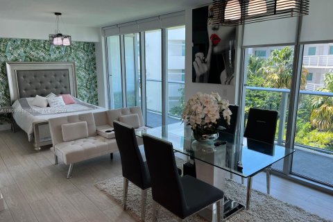 Condo in Miami Beach, Florida, 1 bedroom  № 1231046 - photo 8