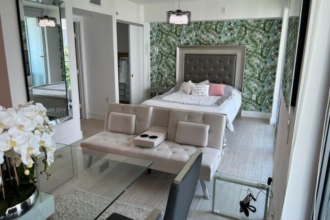 Condo in Miami Beach, Florida, 1 bedroom  № 1231046 - photo 26