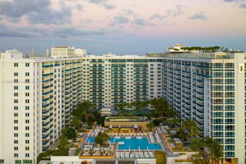 Condominio en venta en Miami Beach, Florida, 1 dormitorio, 87.7 m2 № 1180743 - foto 20