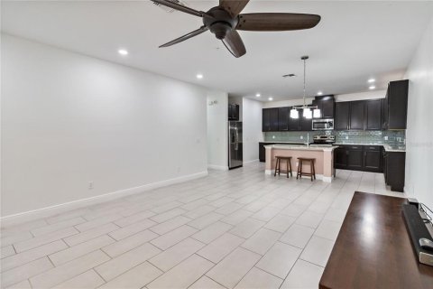 Adosado en venta en Orlando, Florida, 2 dormitorios, 152.73 m2 № 1344319 - foto 9