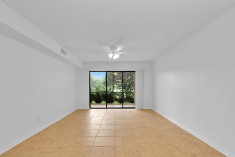 Condo in Jupiter, Florida, 2 bedrooms  № 1182246 - photo 22