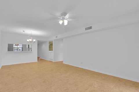 Condo in Jupiter, Florida, 2 bedrooms  № 1182246 - photo 20