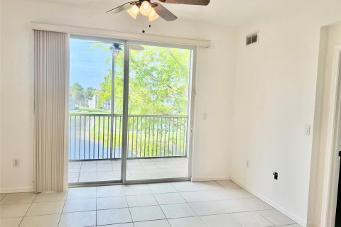 Condo in Fort Lauderdale, Florida, 2 bedrooms  № 1182291 - photo 12