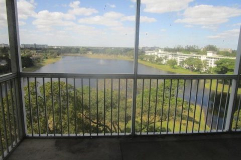 Copropriété à vendre à Pompano Beach, Floride: 3 chambres, 158.86 m2 № 1182290 - photo 12