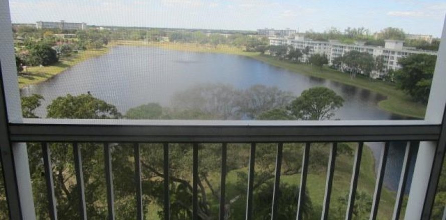 Condo à Pompano Beach, Floride, 3 chambres  № 1182290