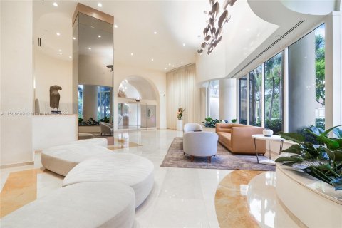 Condo in Aventura, Florida, 2 bedrooms  № 929606 - photo 7