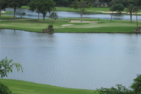 Condo in Aventura, Florida, 2 bedrooms  № 929606 - photo 22