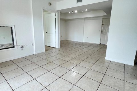 Apartment in Miami, Florida 3 bedrooms, 112.23 sq.m. № 1345647 - photo 8