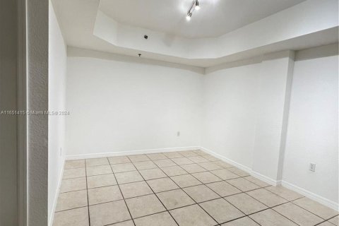 Appartement à louer à Miami, Floride: 3 chambres, 112.23 m2 № 1345647 - photo 16