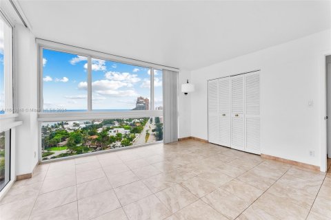 Copropriété à vendre à Fort Lauderdale, Floride: 2 chambres, 111.48 m2 № 1345604 - photo 23