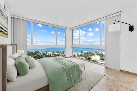 Copropriété à vendre à Fort Lauderdale, Floride: 2 chambres, 111.48 m2 № 1345604 - photo 3