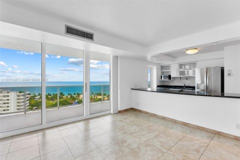 Copropriété à vendre à Fort Lauderdale, Floride: 2 chambres, 111.48 m2 № 1345604 - photo 6