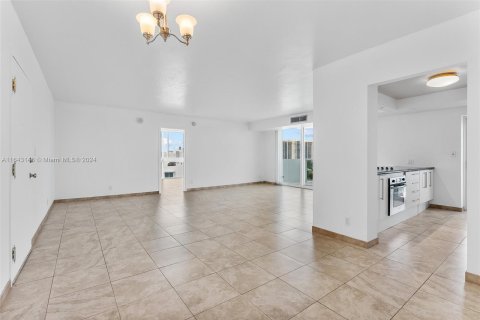 Condominio en venta en Fort Lauderdale, Florida, 2 dormitorios, 111.48 m2 № 1345604 - foto 18